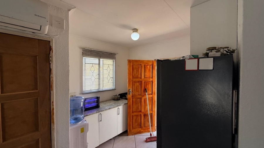 2 Bedroom Property for Sale in Mabopane Unit X North West